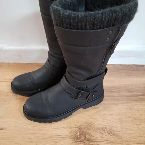 Black boots - Picture 4 of 4